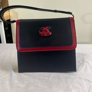 Vintage Navy Blue and Red trimmed Handbag by Air Step